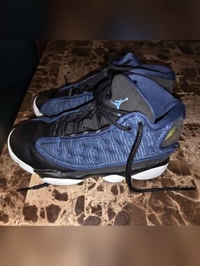 Jordan Kids Size 1Y Blue and Black Mid-Top Basketball Sneakers 414575-500